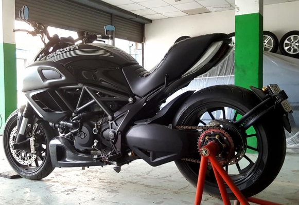 DUCATI DIAVEL ปี2012 แต่งพองาม ราคาไม่แรง ทะเบียนสวยๆ DUCATI DIAVEL ปี2012 แต่งพองาม ราคาไม่แรง ทะเบียนสวยๆ