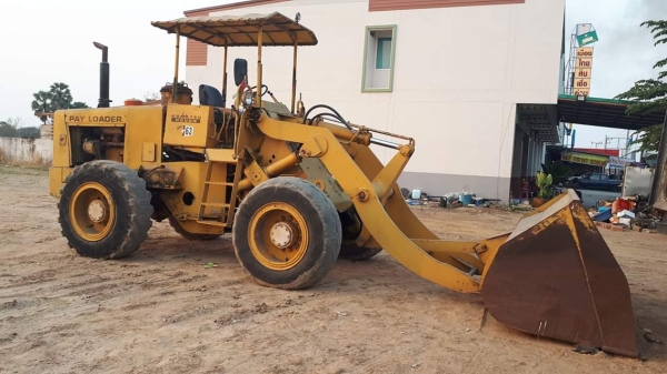 ขาย 390,000 JH63K/KOMATSU เอวอ่อนเครื่องดีปั้มแรงแถมยางให้อีก2เส้น รถสวยสภาพนางฟ้าพร้อมใช้งาน รถจอดที่ นางรองบุรีรัมย์ โทร 0813531946 ต่อ.บางนา