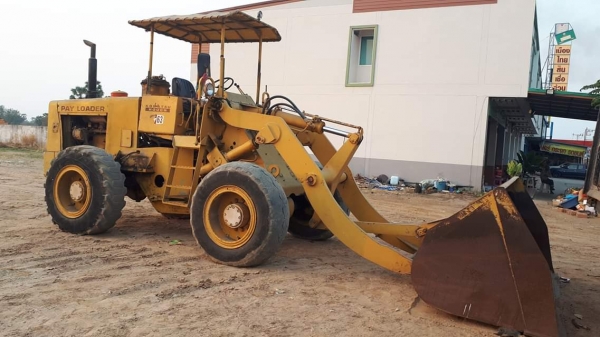 ขาย 390,000 JH63K/KOMATSU เอวอ่อนเครื่องดีปั้มแรงแถมยางให้อีก2เส้น รถสวยสภาพนางฟ้าพร้อมใช้งาน รถจอดที่ นางรองบุรีรัมย์ โทร 0813531946 ต่อ.บางนา