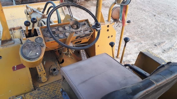 ขาย 390,000 JH63K/KOMATSU เอวอ่อนเครื่องดีปั้มแรงแถมยางให้อีก2เส้น รถสวยสภาพนางฟ้าพร้อมใช้งาน รถจอดที่ นางรองบุรีรัมย์ โทร 0813531946 ต่อ.บางนา