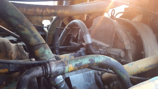 ขาย 390,000 JH63K/KOMATSU เอวอ่อนเครื่องดีปั้มแรงแถมยางให้อีก2เส้น รถสวยสภาพนางฟ้าพร้อมใช้งาน รถจอดที่ นางรองบุรีรัมย์ โทร 0813531946 ต่อ.บางนา