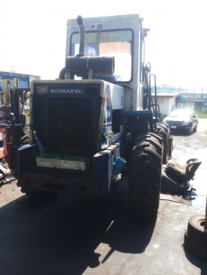 เอช  อาร์ โฟรคลิฟท์   ขาย โคมุสุ รถตักล้อยาง