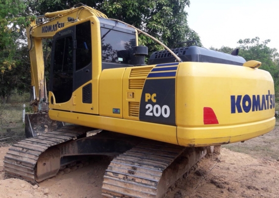 ขายดาวน์ KOMATSU PC 200-8 MO กล้องหลัง รถใช้งานน้อยไม่ถึง 1 ปี สวยจัด 2,900 ชม. พร้อมใช้งานได้เลย ราคาต่อรองได้ครับ