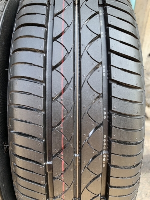 ยางใหม่ป้ายแดง 175-65-15 Maxxis ปลายปี 18 ตุ่มเด้ง เส้นสีจัด