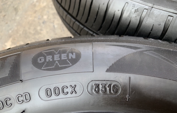 ยาง 175-65-14 Michelin ปี 16 ดอกยางหนานิ่ม เต็มๆทุกเส้น ยาง 175-65-14 Michelin ปี 16 ดอกยางหนานิ่ม เต็มๆทุกเส้น