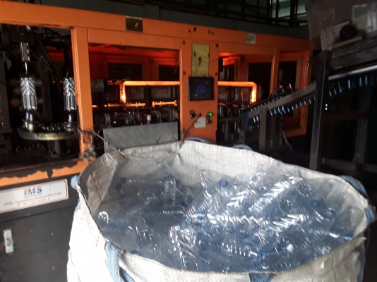 ขาย 7.5 แสน เครื่องเป่าขวดพลาสติก PET รุ่น 2000 cc.ความเร็ว 1500 ขวด/ชั่วโมง ขนาด 3 Cavity ขวดน้ำดื่มขนาด 600 cc.เครื่องจักรพร้อมใช้ ถ้าซื้อใหม่ราคา 2.3 ล้าน รายการเครื่องจักรมีดังนี้ 1.เครื่องเป่าขวด PET ขนาด 2000 cc. ขนาด 3 Cavity กำลังการผลิต 1500 ขวด ขาย 7.5 แสน เครื่องเป่าขวดพลาสติก PET รุ่น 2000 cc.ความเร็ว 1500 ขวด/ชั่วโมง ขนาด 3 Cavity ขวดน้ำดื่มขนาด 600 cc.เครื่องจักรพร้อมใช้ ถ้าซื้อใหม่ราคา 2.3 ล้าน รายการเครื่องจักรมีดังนี้ 1.เครื่องเป่าขวด PET ขนาด 2000 cc. ขนาด 3 Cavity กำลังการผลิต 1500 ขวด