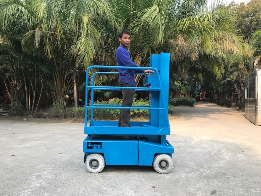 ขายรถกระเช้า AICHI ไฟฟ้า สูง4เมตร รับน้ำหนักได้200โล สวยเดิมจากญี่ปุ่นยังไม่เคยใช้ในไทย 58,000เท่านั้น