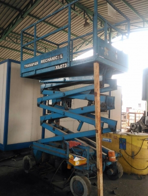 ขายเหมา3ตัว กระเช้าขากรรไกร 7.30เมตร 340กก 300000 ใช้งานได้ตามสภาพ ครับ