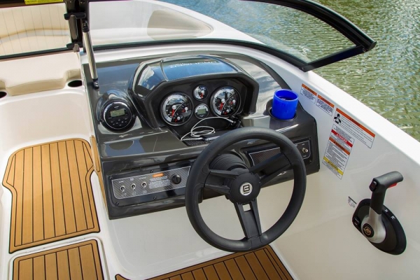 IN STOCK New Boat!! 2019 Bayliner VR5 Bowrider w/ Tower