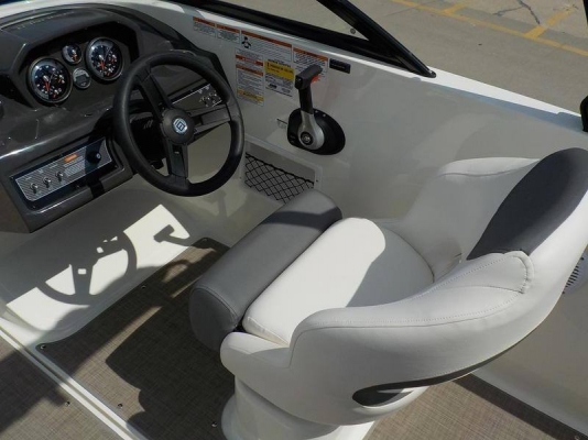 IN STOCK New Boat!! 2019 Bayliner VR5 Bowrider w/ Tower