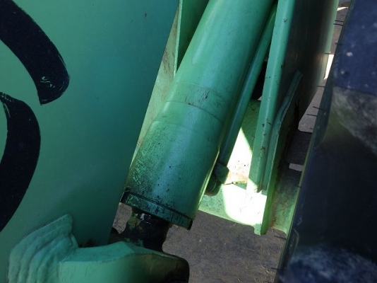 ขายรถตัก ยี่ห้อ TCM รุ่น 830 ขายรถตัก ยี่ห้อ TCM รุ่น 830