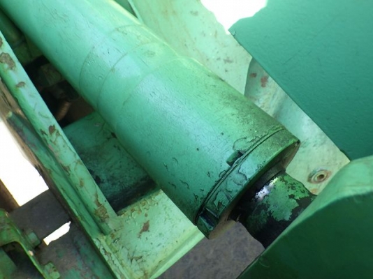 ขายรถตัก ยี่ห้อ TCM รุ่น 830 ขายรถตัก ยี่ห้อ TCM รุ่น 830