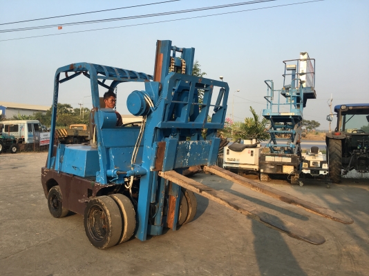 (มีคลิป)รถโฟล์คลิฟท์งากระดก ยี่ห้อ TOYOTA รุ่น FG25 มือ2จากญี่ปุ่น