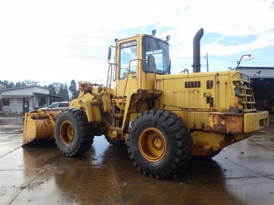 ขายรถตัก ยี่ห้อ KOMATSU รุ่น WA300-3