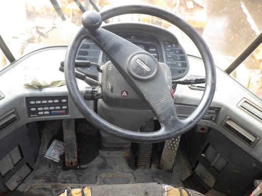 ขายรถตัก ยี่ห้อ KOMATSU รุ่น WA300-3