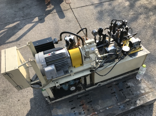 ขายชุดปั๊มน้ำมันไฮโดรลิค Nachi ขนาด 5HP. 380V made in Japan อุปกรณ์ควบคุมครบ พร้อมวาล์วคอนโทรล 24VDC 2ชุด สภาพสวยมาก พร้อมใช้งาน ขายชุดปั๊มน้ำมันไฮโดรลิค Nachi ขนาด 5HP. 380V made in Japan อุปกรณ์ควบคุมครบ พร้อมวาล์วคอนโทรล 24VDC 2ชุด สภาพสวยมาก พร้อมใช้งาน