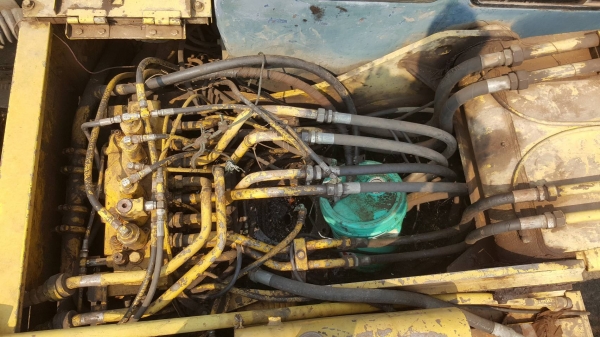 ขายตามสภาพ แบคโฮ KOBELCO SK200-3 Mark 3 ไม่มีกระบอกอาร์ม เครื่องปั้มดี ช่วงล่างต้องเก็บงาน เอกสารใบซื้อขาย ขายตามสภาพ แบคโฮ KOBELCO SK200-3 Mark 3 ไม่มีกระบอกอาร์ม เครื่องปั้มดี ช่วงล่างต้องเก็บงาน เอกสารใบซื้อขาย