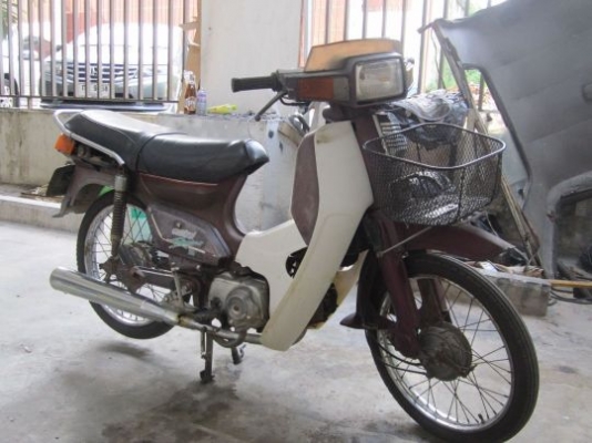 ขายด่วน Honda c900 &lsquo;Custom&rsquo; สตาร์ทมือ เดิมๆพร้อมใช้ เครื่องดีมาก เล่ม+ชุดโอนครบครับ กทม.