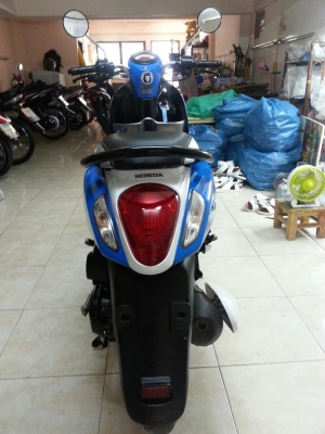 ถูกที่สุด ขาย HONDA NEW SCOOPY-i หัวฉีด ปี 2012 สี น้ำเงิน-ขาว ถูกที่สุด ขาย HONDA NEW SCOOPY-i หัวฉีด ปี 2012 สี น้ำเงิน-ขาว