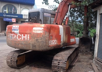 ขายแบ็คโฮ Hitachi EX120-2 เปลี่ยนระบบทุกอย่างเหมือนรุ่น 1 มีทะเบียน โทร 088-4501277