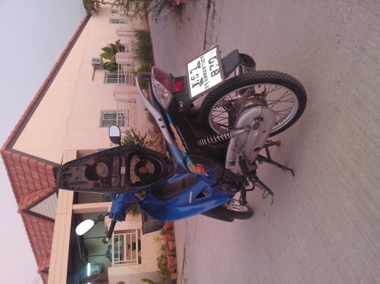 ขาย wave125s ปี47 กุญแจใหญ่ สภาพสวยๆเดิมๆรถบ้านครับขายถูกต่อรองได้นิดหน่อยโทรสอบถามที0862503149