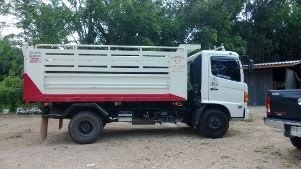 รถฮีโน่ 6 ล้อดั๊ม 175 แรงม้า  ปี 54  สนใจติดต่อ 081 - 6079515