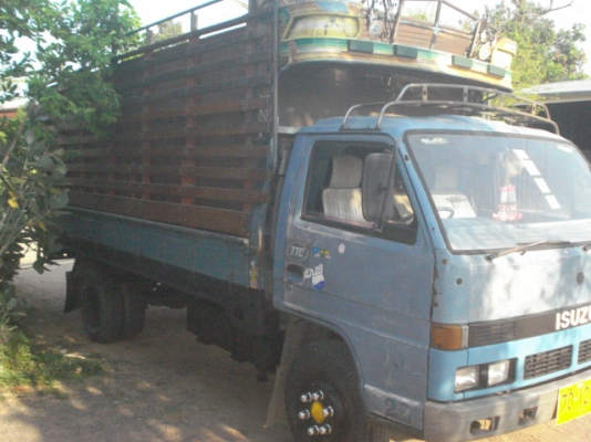 ขายด่วน ISUZU NPR 115 แรงม้า รถห้างแท้ ยาว 5 เมตร