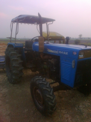 แชมป์ 354 4wd สภาพดี เครื่องดี พร้อมโรตารี่ ราคา 105,000 ราคาคุยกันได้ แชมป์ 354 4wd สภาพดี เครื่องดี พร้อมโรตารี่ ราคา 105,000 ราคาคุยกันได้