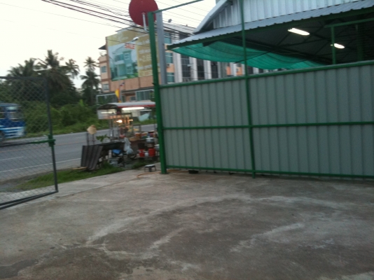 ขายหลังคาสังกะสีพร้อมโครงและรั้วเมทัลชีล ด่วนมาก