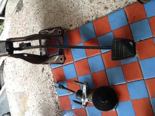 อุปกรณ์ เกียร์ ธรรมดา. มีหลายชิ้น เลืกดู ครับ