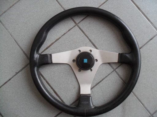 ขายพวงมาลัย NARDI แท้ 14นิ้ว สภาพสวย 1000 เดียวครับ