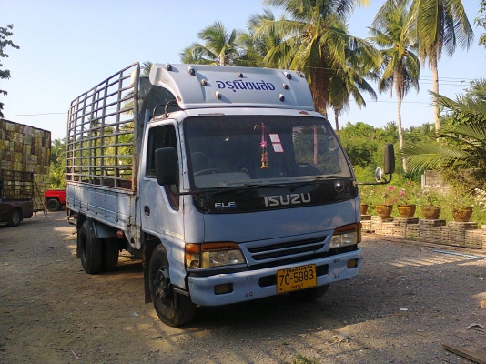 ขายnpr120รถห้างแท้คานหลังF