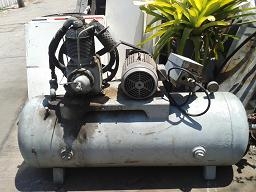 ขายปั้มลมแชมป์เปี้ย น มอเตอร์3 เฟส 5 แรง ตามสภาพ