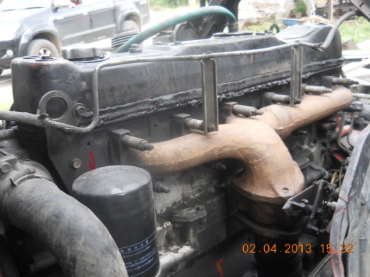 ขายยกชุดเครื่องISUZU 6SA1 210แรงม้ามีใบคุมพร้อมเกียร์และเฟืองท้าย