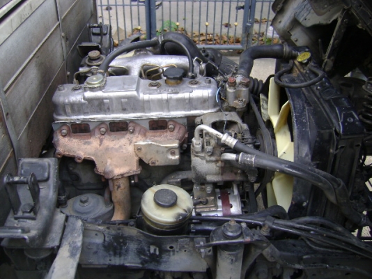 ISUZU, ปี 2549 รถสี่ล้อใหญ่ หัวยกได้ เครื่องดี คัซซีสวยฯ แอร์เย็น กระจกไฟฟ้า,พวงมาลัยพาวเวอร์,เกียร์สั้น ภายในดีสะอาดสวย ทะเบียนไม่ติดเวลาวิ่งได้24ชม. มีหลังคาตู้ทึบแห้ง ISUZU, ปี 2549 รถสี่ล้อใหญ่ หัวยกได้ เครื่องดี คัซซีสวยฯ แอร์เย็น กระจกไฟฟ้า,พวงมาลัยพาวเวอร์,เกียร์สั้น ภายในดีสะอาดสวย ทะเบียนไม่ติดเวลาวิ่งได้24ชม. มีหลังคาตู้ทึบแห้ง