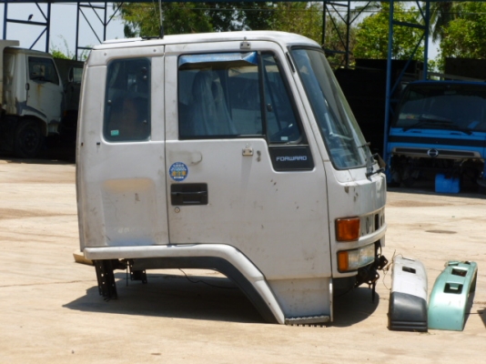 แสงฟ้าเต้นรถ/// จำหน่ายหัวเก๋งนอกเก่าญี่ปุ่น อีซุซุ ร็อกกี้ตาหวาน สภาพสวยอุปกรณ์ครบ