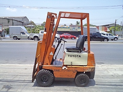 ( www.รถยกสินค้า.com ) ขายถูกรถยกขนาด 500กิโล-3 ตัน นำเข้าจากญี่ปุ่นเอง มีหลายแบบหลายขนาดให้เลือก (มีรถยก50 คัน) ตรวจเช็คเรียบร้อยแล้ว  ใช้งานได้ทันที