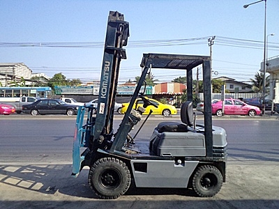 ( www.รถยกสินค้า.com ) ขายถูกรถยกขนาด 500กิโล-3 ตัน นำเข้าจากญี่ปุ่นเอง มีหลายแบบหลายขนาดให้เลือก (มีรถยก50 คัน) ตรวจเช็คเรียบร้อยแล้ว  ใช้งานได้ทันที