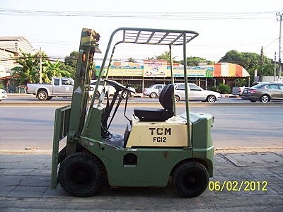 ( www.รถยกสินค้า.com ) ขายถูกรถยกขนาด 500กิโล-3 ตัน นำเข้าจากญี่ปุ่นเอง มีหลายแบบหลายขนาดให้เลือก (มีรถยก50 คัน) ตรวจเช็คเรียบร้อยแล้ว  ใช้งานได้ทันที