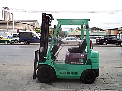 ( www.รถยกสินค้า.com ) ขายถูกรถยกขนาด 500กิโล-3 ตัน นำเข้าจากญี่ปุ่นเอง มีหลายแบบหลายขนาดให้เลือก (มีรถยก50 คัน) ตรวจเช็คเรียบร้อยแล้ว  ใช้งานได้ทันที