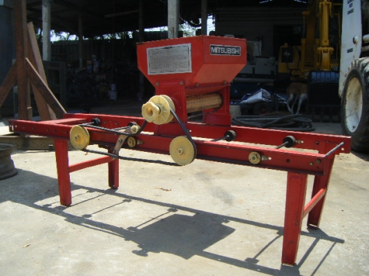 เครื่่องโรยเมล็ดพันธุ์