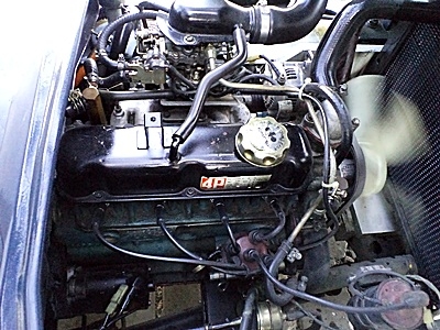 ขายรถยกโคมัสสึ 1.5 ตัน รุ่น15 เครื่องเบนซิน  กระบอกคู่  เสาสูง 4 เมตร  ยางตันใหม่ 4 ล้อ พวงมาลัยเพาเว่อร์  สีเดิมจากนอก นำเข้าจากญี่ปุ่น ใช้งานได้ทันที