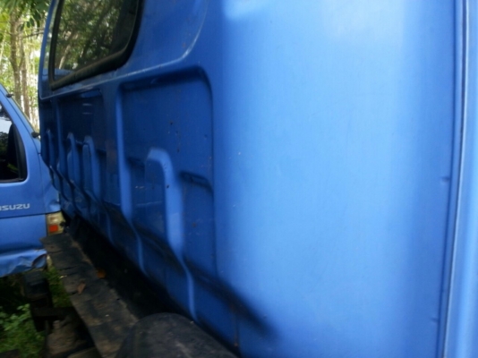 รถอีซูซุ 6 ล้อดั้ม NQR 150 แรงม้า ปี 48  ( ขาย 3 คัน )  สนใจติดต่อ  081 - 6079515