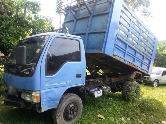 รถอีซูซุ 6 ล้อดั้ม NQR 150 แรงม้า ปี 48  ( ขาย 3 คัน )  สนใจติดต่อ  081 - 6079515