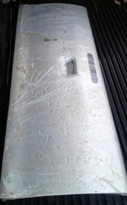 กระบะ วีโก้ 4 ประตู 4 WD สีบรอนทอง. ฝาท้ายใหม่ มีรูไฟเบรค. ถอดลงไม่เคยชน พร้อมใช้. 28000 _หมวดมินทร์. 086-4085619