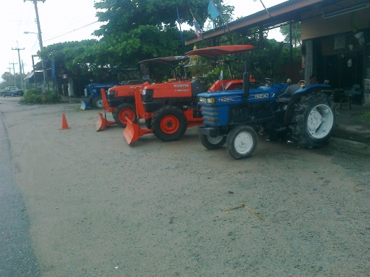 ขายรถไถ หลายขนาด เก่านอก เก่าไทย ราคาเป็นกันเอง