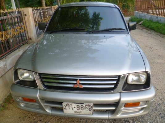 ขายมิตซูบิชิสตราด้า แค๊ป ราคา 168000 โทร 081 3298448 ขายมิตซูบิชิสตราด้า แค๊ป ราคา 168000 โทร 081 3298448