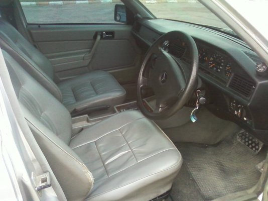 ขาย BENZ 190 E รถสวยพร้อมใช้อยู่สารคาม