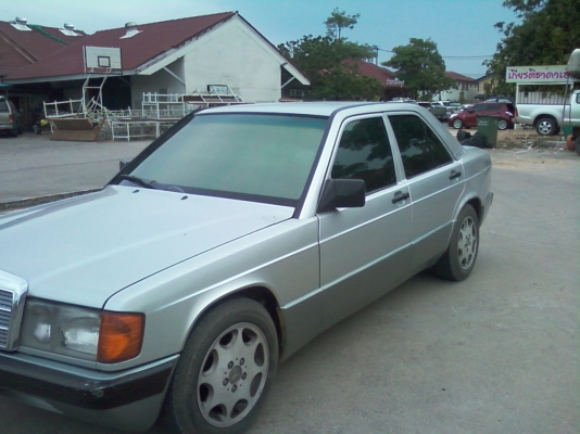 ขาย BENZ 190 E รถสวยพร้อมใช้อยู่สารคาม