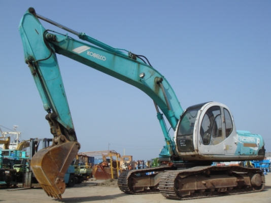 ขายด่วน KOBELCO SK200-2  มาร์คไฟว์  เก่าญี่ปุ่นยังไม่ได้ใช้งานในไทย สภาพสวย เครื่องปั้มดี  เอวแน่น ไฟฟ้าครบ